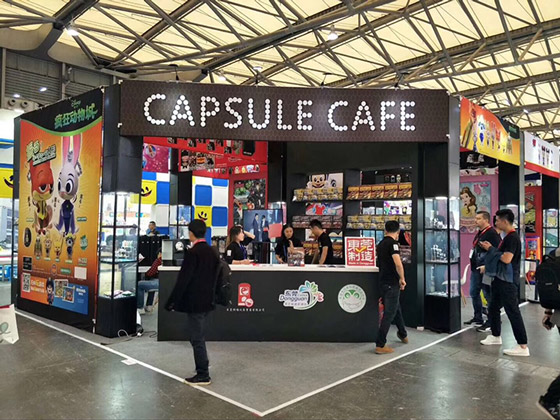 圓管展柱結(jié)合玩具展位（上海時利玩具有限公司）